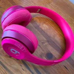 Beats by Dr. Dre Solo Headphones - Hot Pink